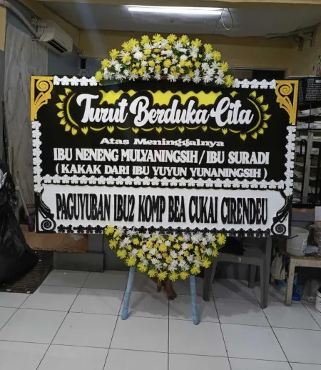 Papan Bunga Duka Alun Alun Jayapura